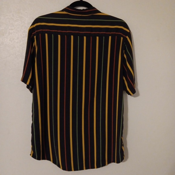 Denim & Flower Men's Button-up Shirt Sz. L Black w/Red/Yellow/Green Stripes - Picture 4 of 9
